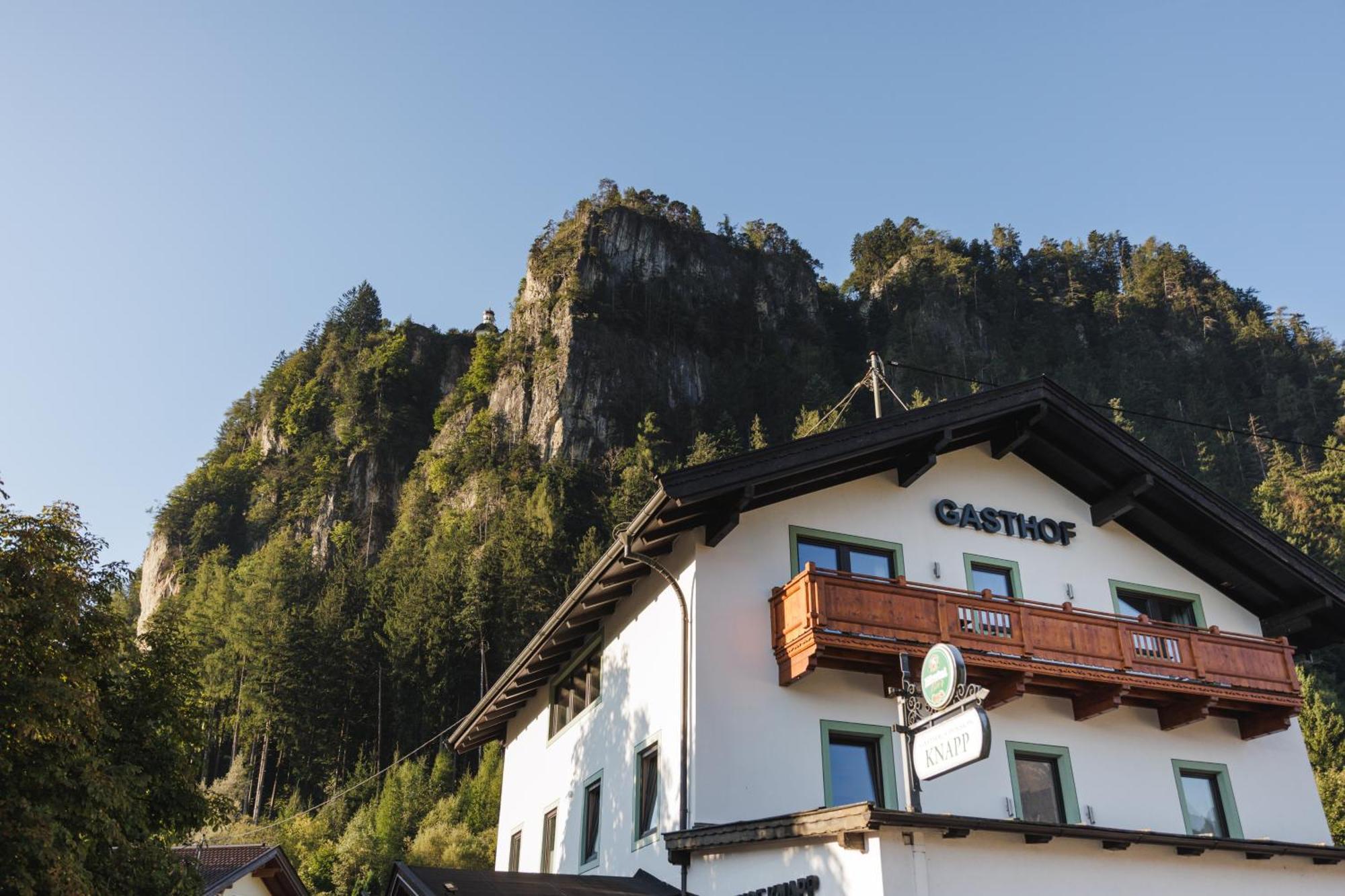 Gasthof Pension Knapp 齐勒谷地施特拉斯 外观 照片