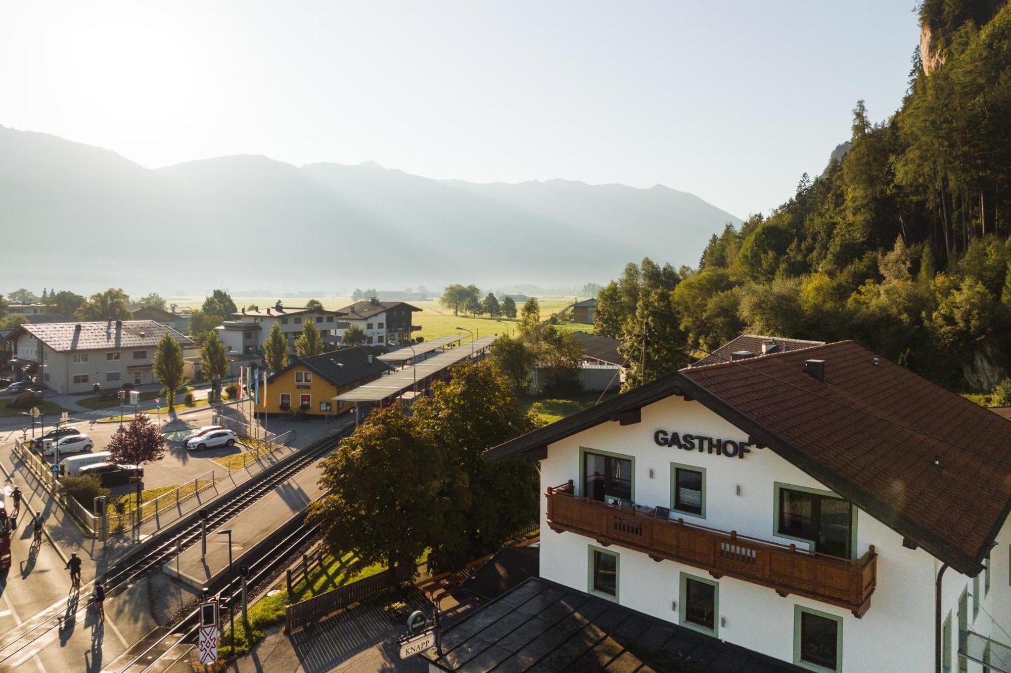 Gasthof Pension Knapp 齐勒谷地施特拉斯 外观 照片
